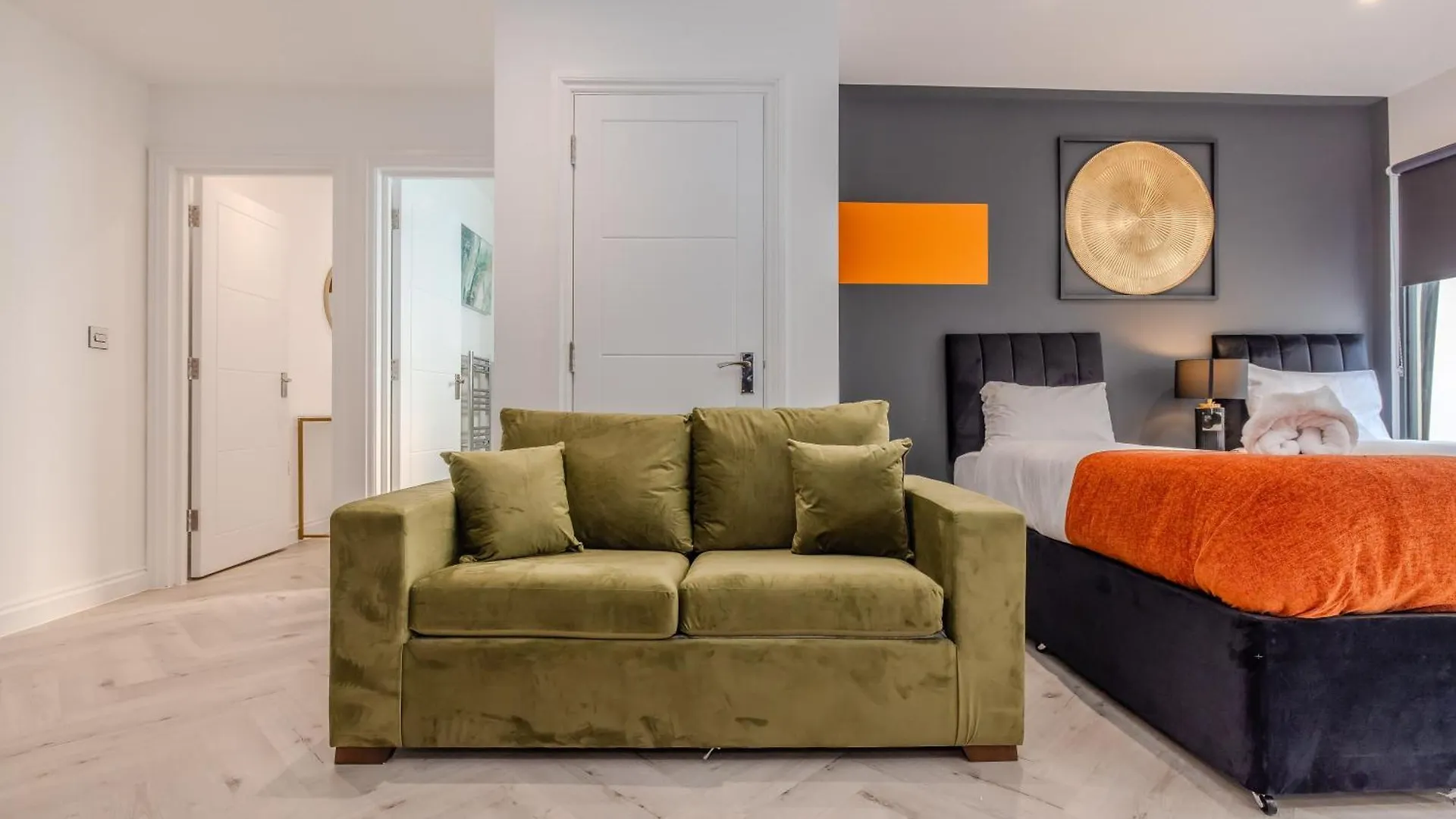 Spacious Apartment Next To Brighton Beach Sleep 6